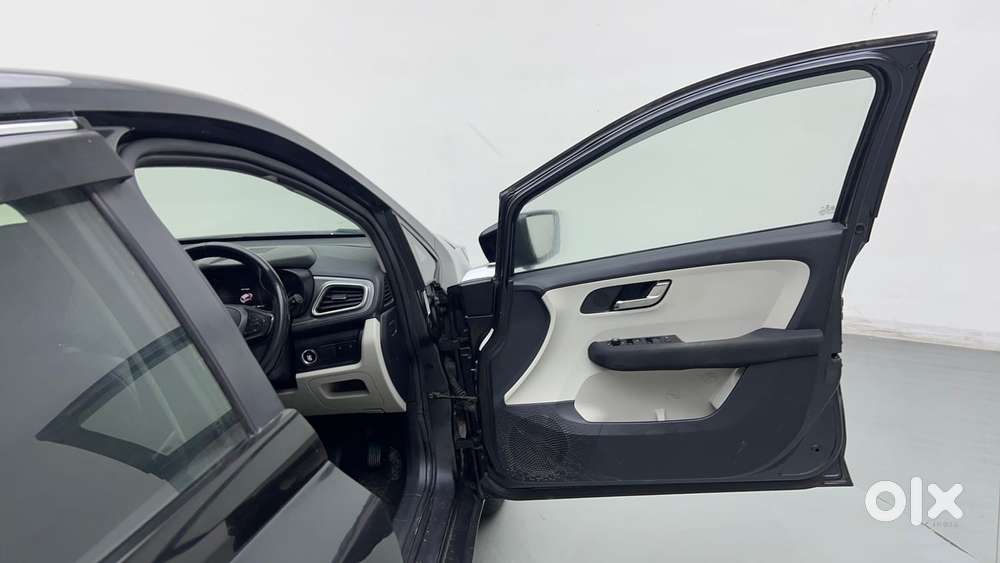 Tata Altroz 1.5 Xz Plus Diesel, 2021, Diesel