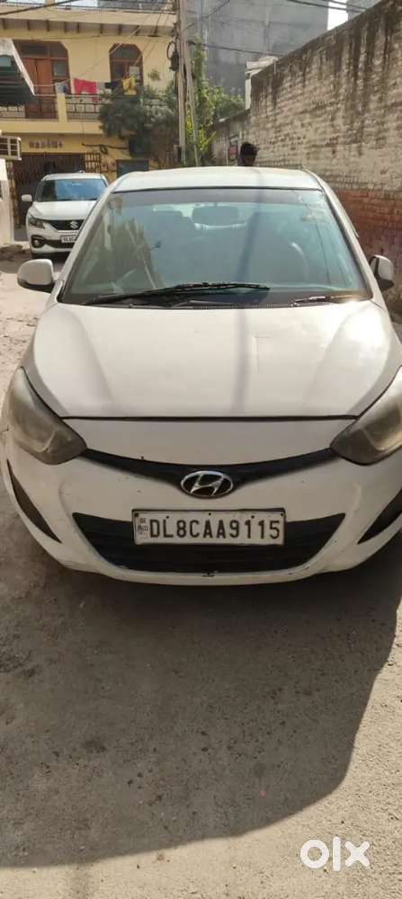 Hyundai I20 2013 Petrol /cng Well Maintained