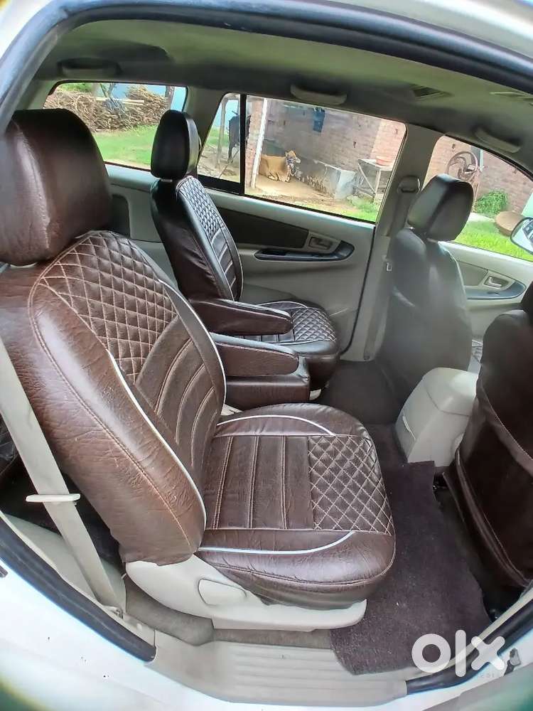 Toyota Innova 2.5g Diesel 2014