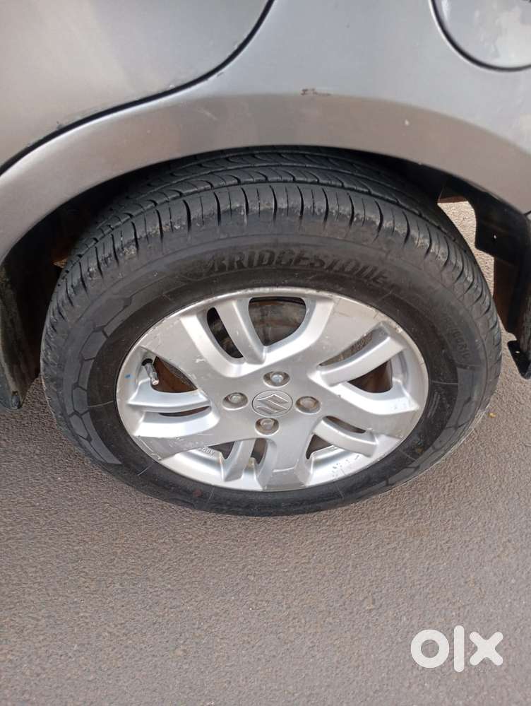 Maruti Suzuki Swift Dzire Zdi Bsiv, 2014, Diesel