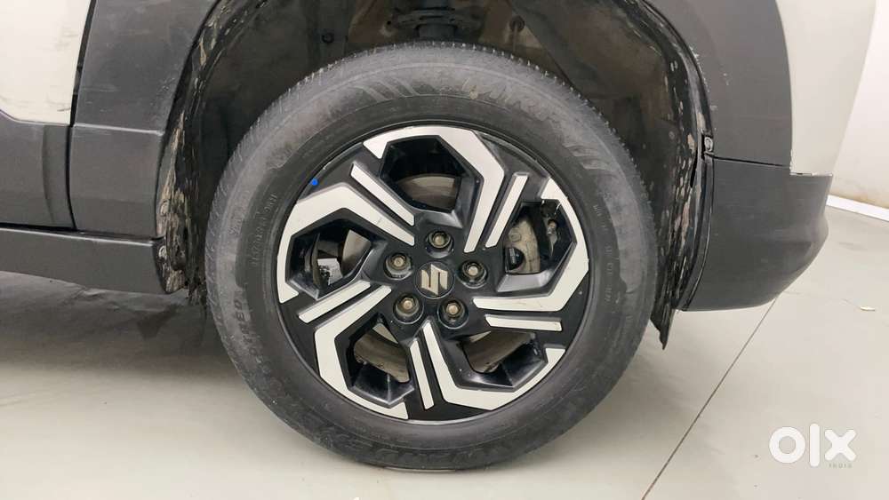 Maruti Suzuki Brezza Zxi Plus At, 2022, Petrol