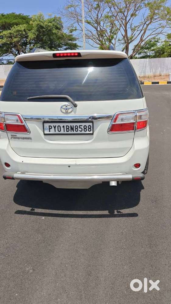 Toyota Fortuner 4x4 Mt, 2011, Diesel