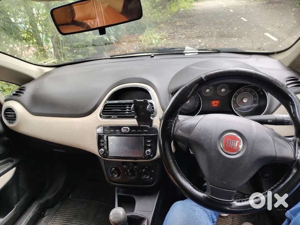 Fiat Punto Evo 90 Hp 2017 Vehichle In Brand New Condition. Serviced.