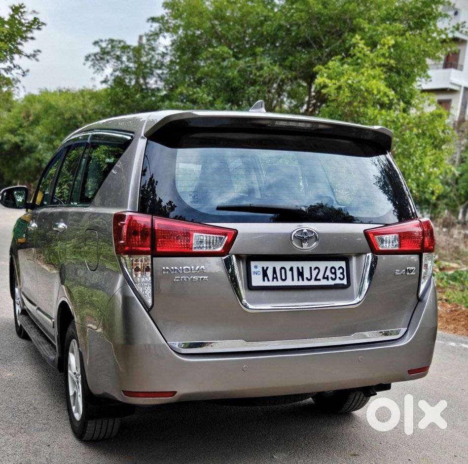 Toyota Innova Crysta 2.4 Vx Mt 8s, 2017, Diesel