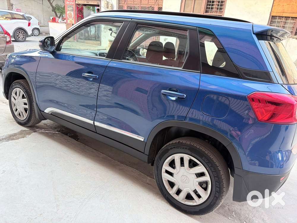 Maruti Suzuki Brezza 1.5 Vxi Smart Hybrid, 2022, Petrol