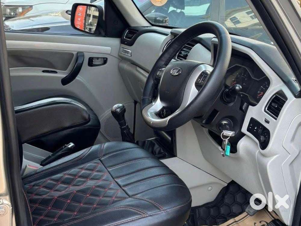 Mahindra Scorpio S10, 2015, Diesel