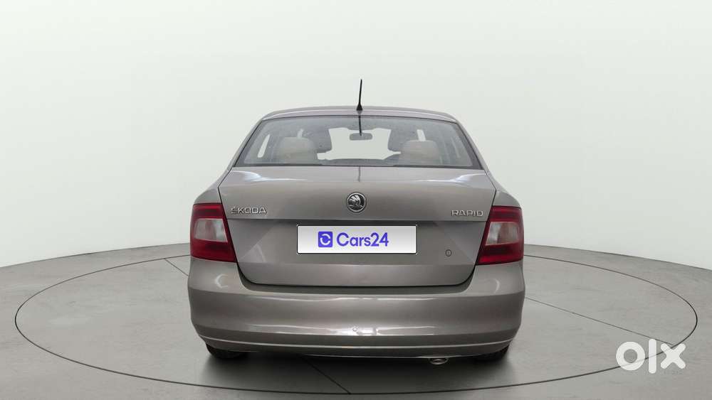 Skoda Rapid 2013-2016 1.6 Mpi At Elegance, 2014, Petrol
