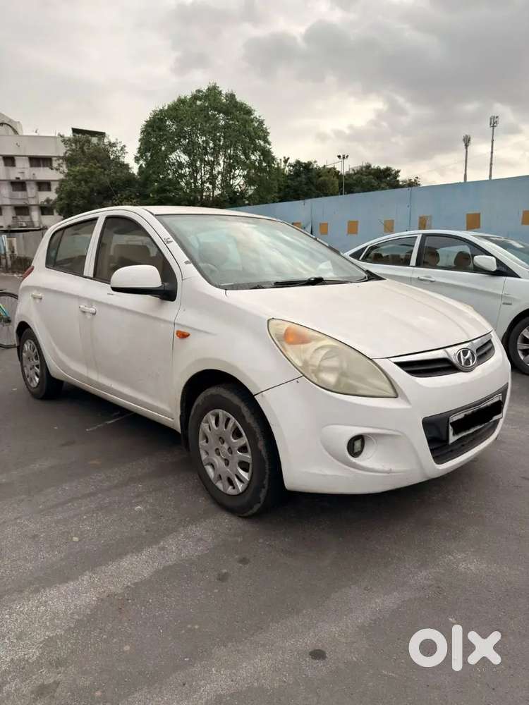 Hyundai I20 2011 Cng & Hybrids 100000 Km Driven
