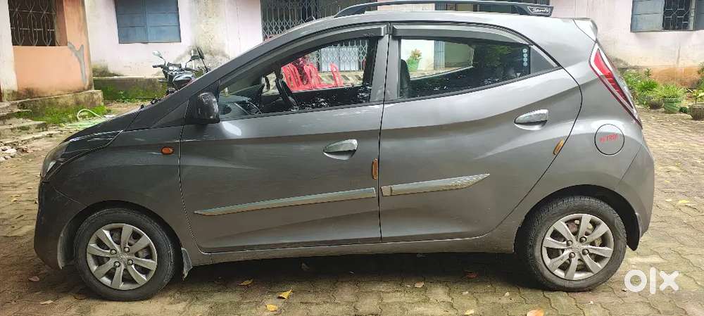 Hyundai Eon Sportz 2012