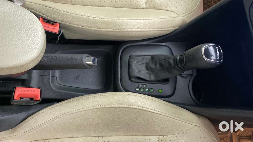 Skoda Rapid 1.0 Style At, 2021, Petrol