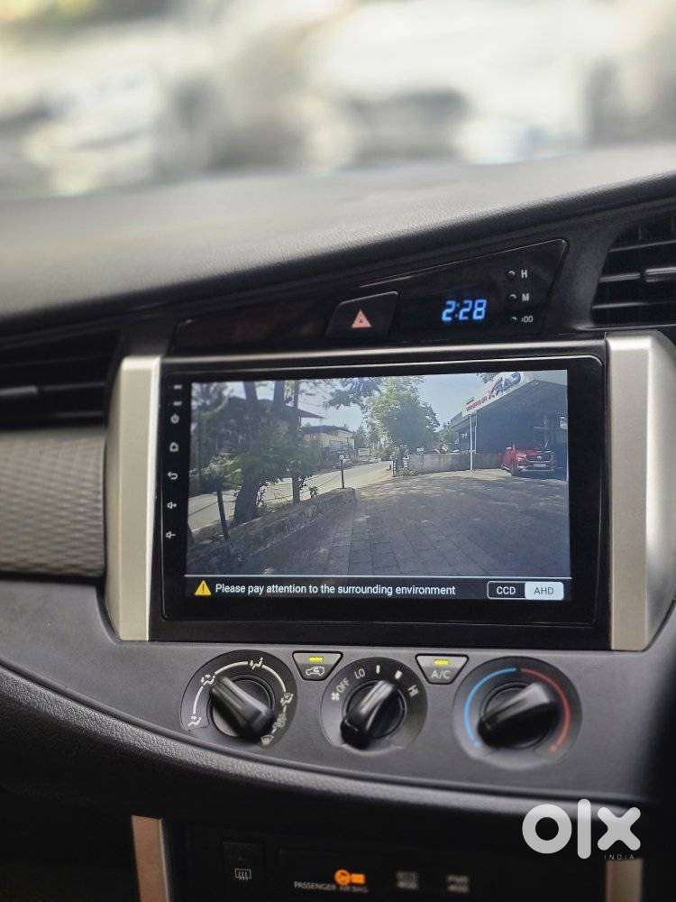 Toyota Innova Crysta 2.4 G Mt 7 Str, 2016, Diesel