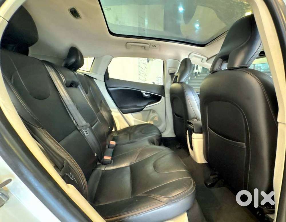 Volvo V40 Cross Country D3, 2016, Diesel