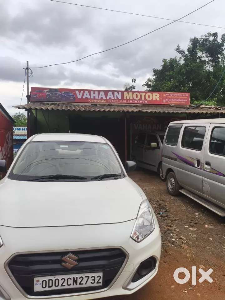 Maruti Suzuki Swift Dzire Vxi, 2023, Petrol