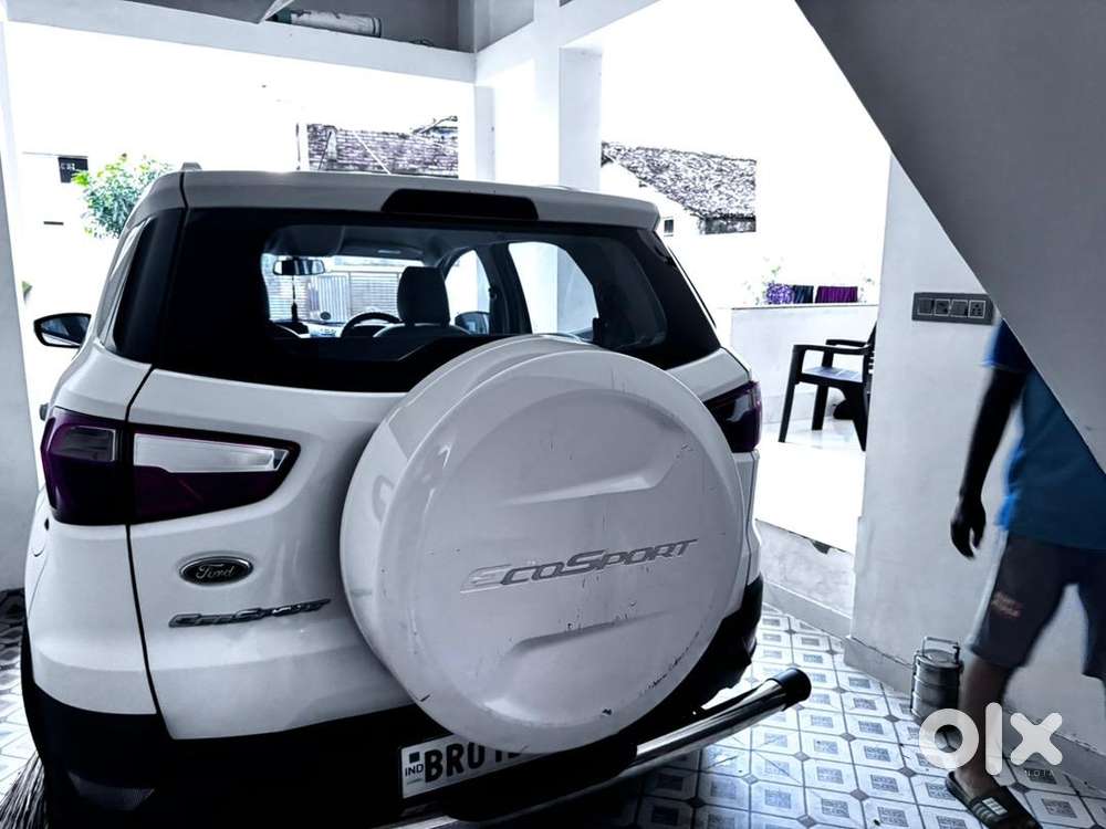 Ford Ecosport 2017 Petrol 23000 Km Driven Well Maintained