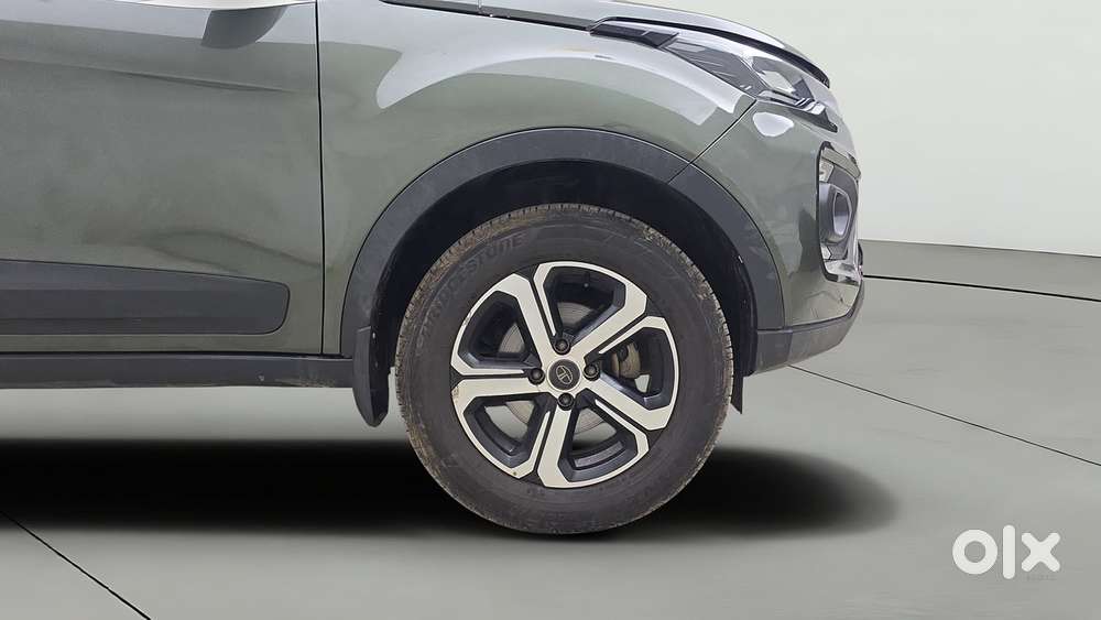 Tata Nexon 1.2 Revotron Xz Plus (l), 2023, Petrol