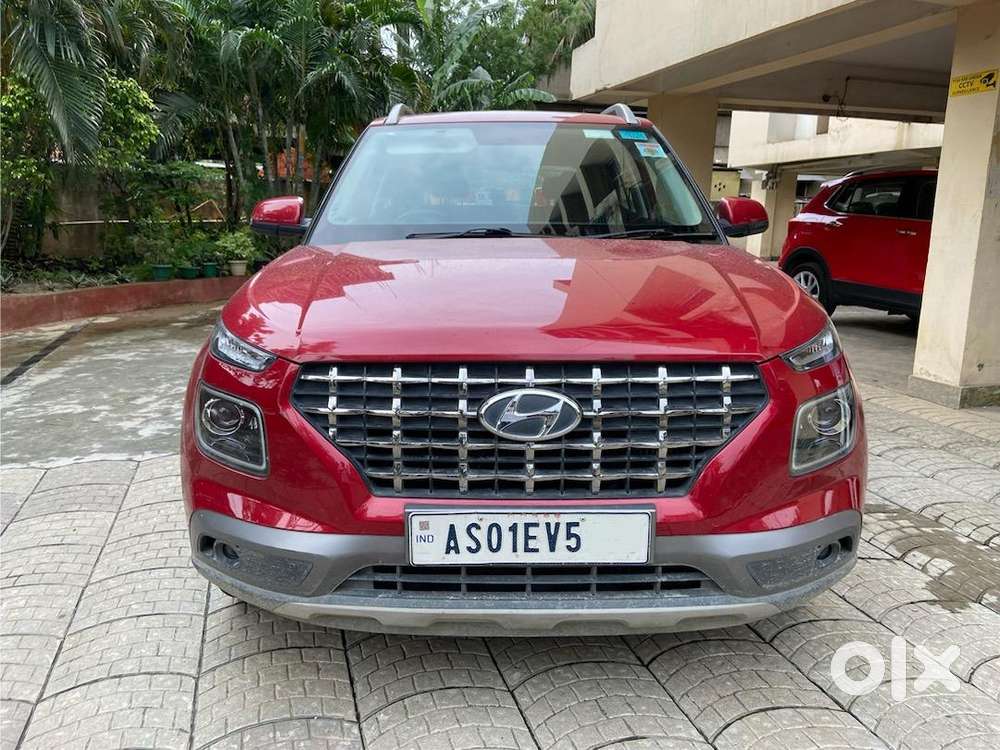 Hyundai Venue Turbo Petrol Automatic Sx+ (top Model) 2021