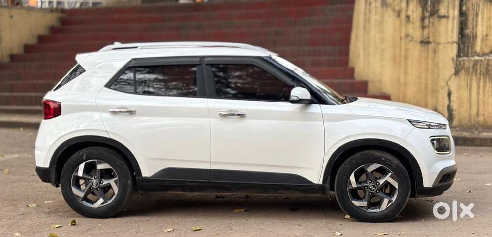 Hyundai Venue Sx (o) Mt 1.5 Diesel, 2021, Diesel
