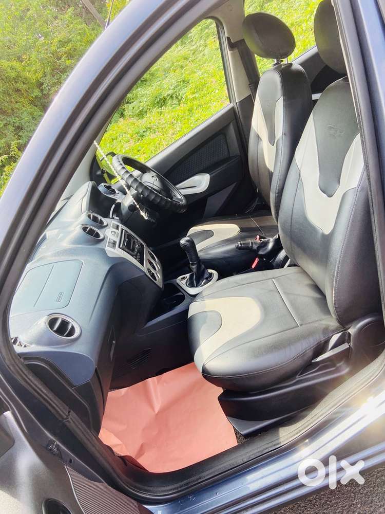 Ford Figo Diesel 2013 Topend 1.4 Titanium Well Maintained Car