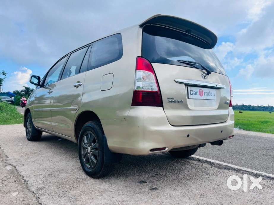 Toyota Innova 2.5 Vx 8 Str, 2011, Diesel