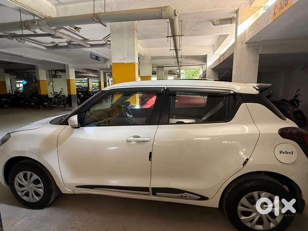 Maruti Swift Vxi 2023