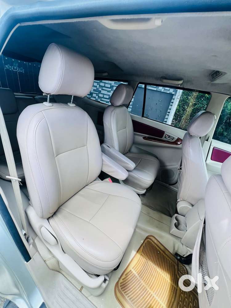 Toyota Innova 2.5 V 7 Str, 2008, Diesel