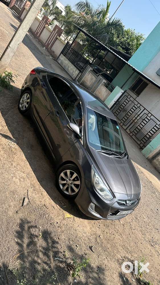 Hyundai Fluidic Verna 2012