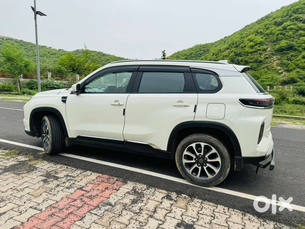 Maruti Suzuki Grand Vitara 2024 Cng & Hybrids Good Condition