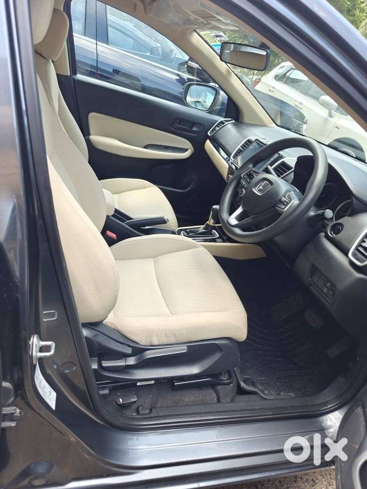 Honda City V At, 2022, Petrol