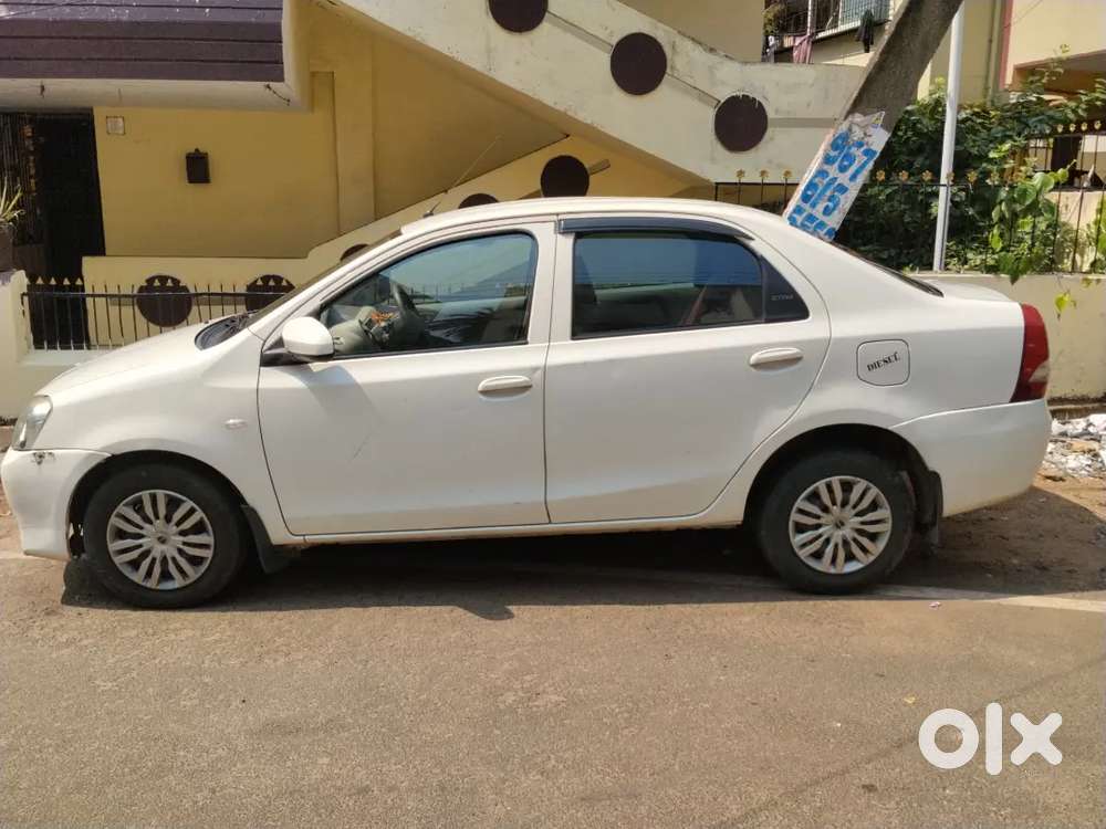 Toyota Etios 2015 Diesel 196000 Km Driven
