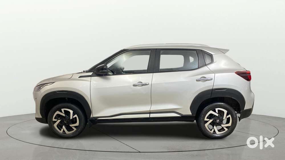Nissan Magnite 1.0 Xv, 2022, Petrol