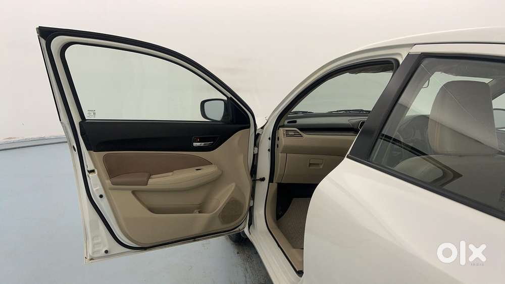 Maruti Suzuki Dzire Vxi Ags, 2022, Petrol