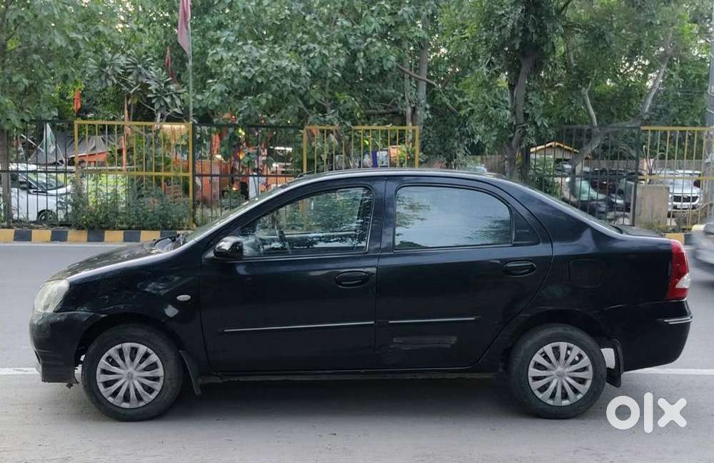 Toyota Etios 2010-2012 G, 2011, Petrol