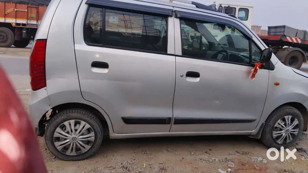 Petrol+cng Car  2030 Tak Paper Ok Hai