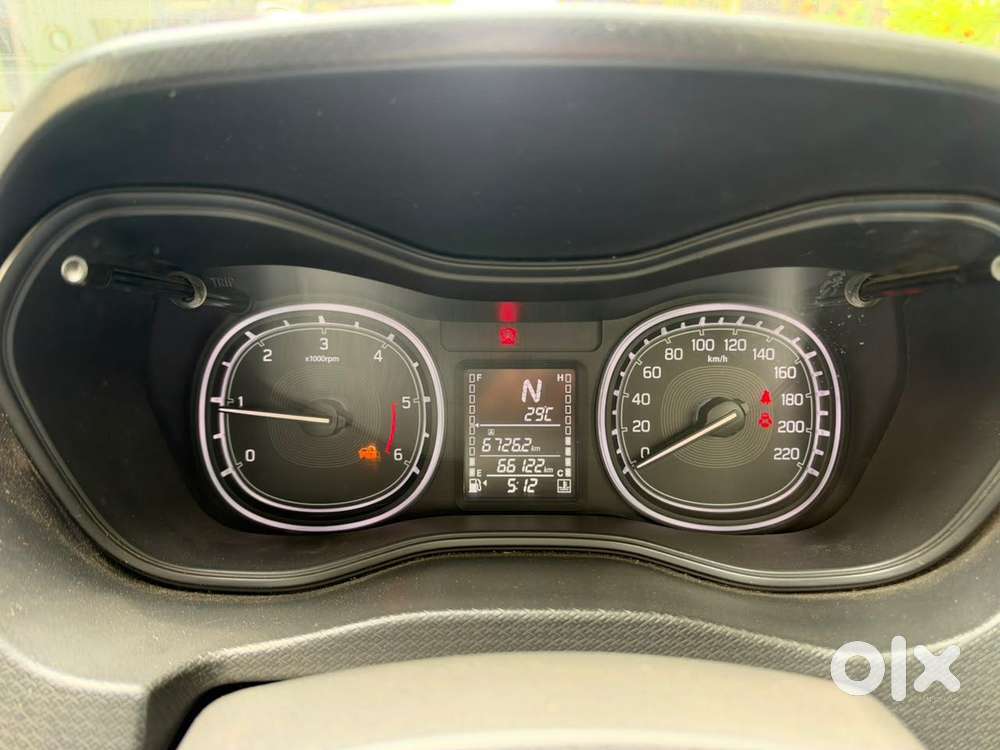 Maruti Suzuki Brezza Zdi+ Amt, 2018, Diesel