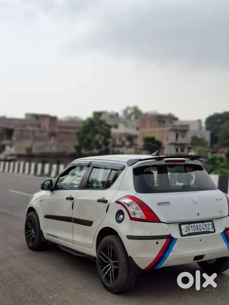 Maruti Suzuki Swift Vxi 2015