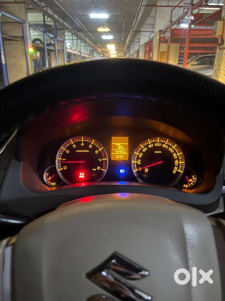 Maruti Suzuki Ertiga Vxi – October 2016  First Owner  44,500 Km