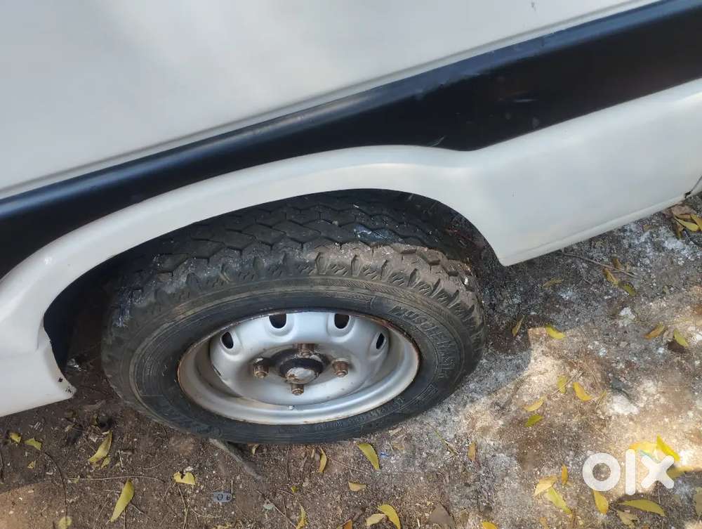 Maruti Suzuki Omni 2005