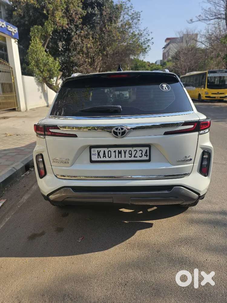 Toyota Urban Cruiser Hyryder 36900 Km Driven