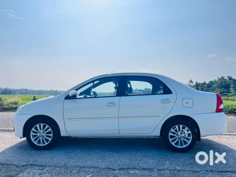 Toyota Etios 1.5 Vx, 2017, Petrol