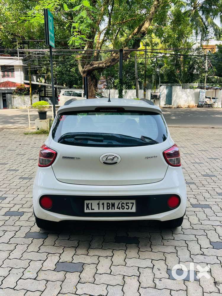Hyundai Grand I10 Asta Automatic 1.2 Kappa Vtvt, 2018, Petrol