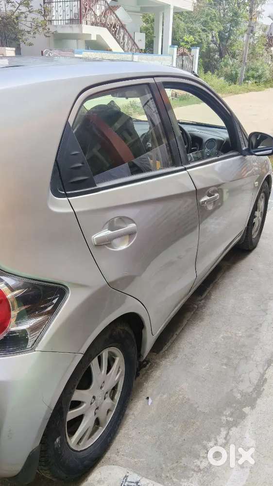Honda Brio Mt 2011 Petrol And Cng Fitted