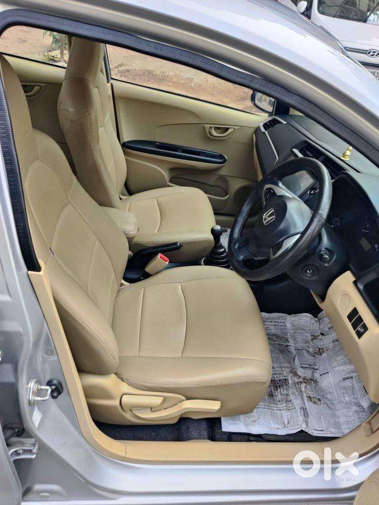 Mahindra Tuv 300 T8, 2016, Diesel