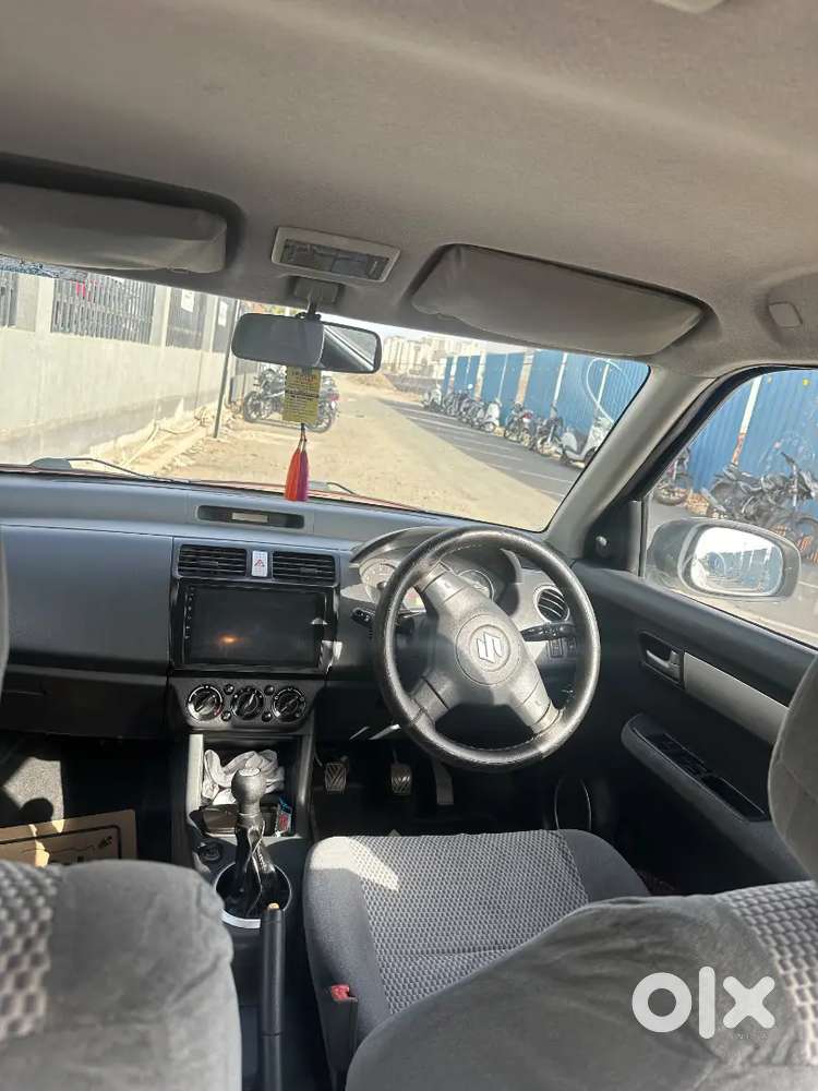 Maruti Suzuki Swift Dzire 2011 Petrol 86700 Km Driven