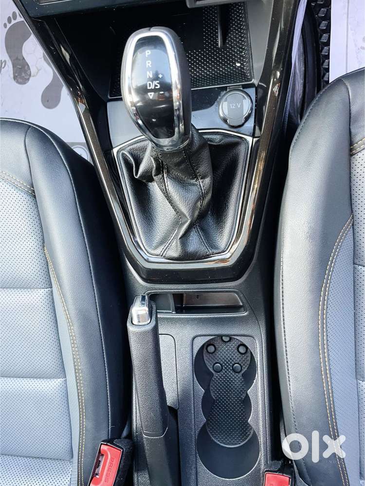 Skoda Kushaq 1.0 Tsi Style At (6 Airbags), 2025, Petrol