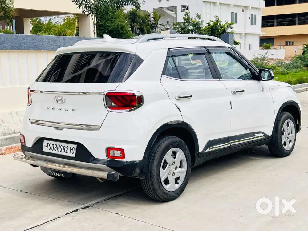 Hyundai Venue 2021 Manual Petrol