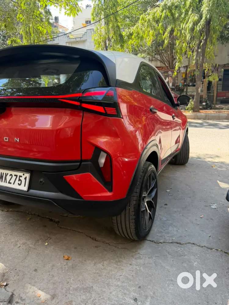 Tata Nexon  Petrol 2024 Manual