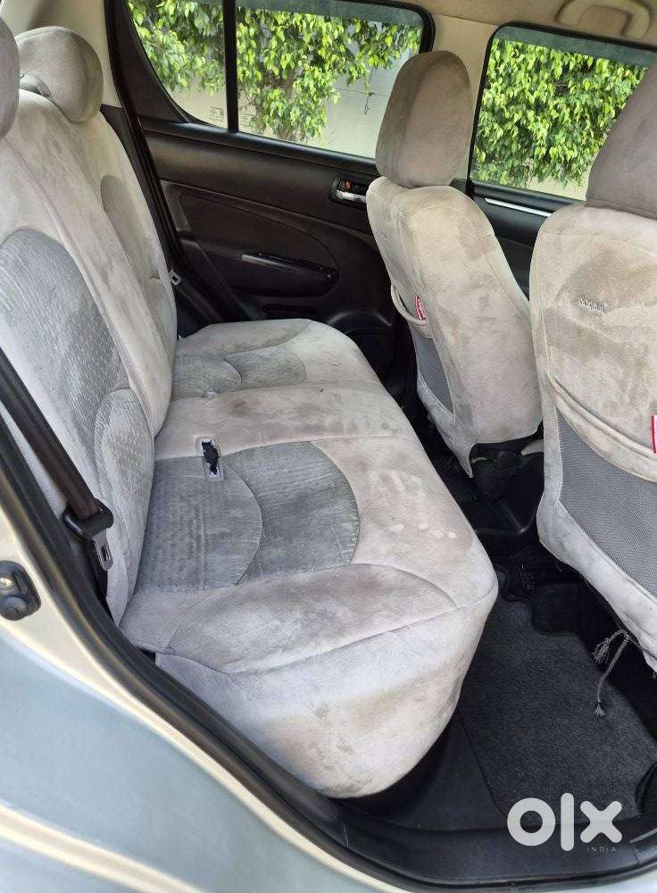 Maruti Suzuki Swift Vxi 1.2 Abs Bs-iv, 2017, Petrol