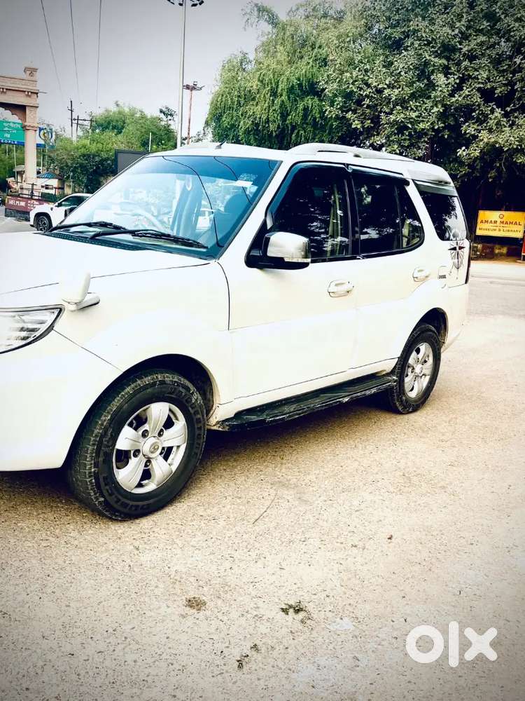 Tata Safari Storme Lx 2015