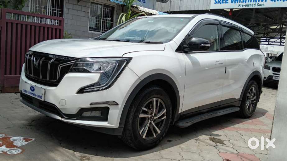 Mahindra Xuv700 2.0 Ax 5 Petrol Mt 7 Str, 2022, Petrol