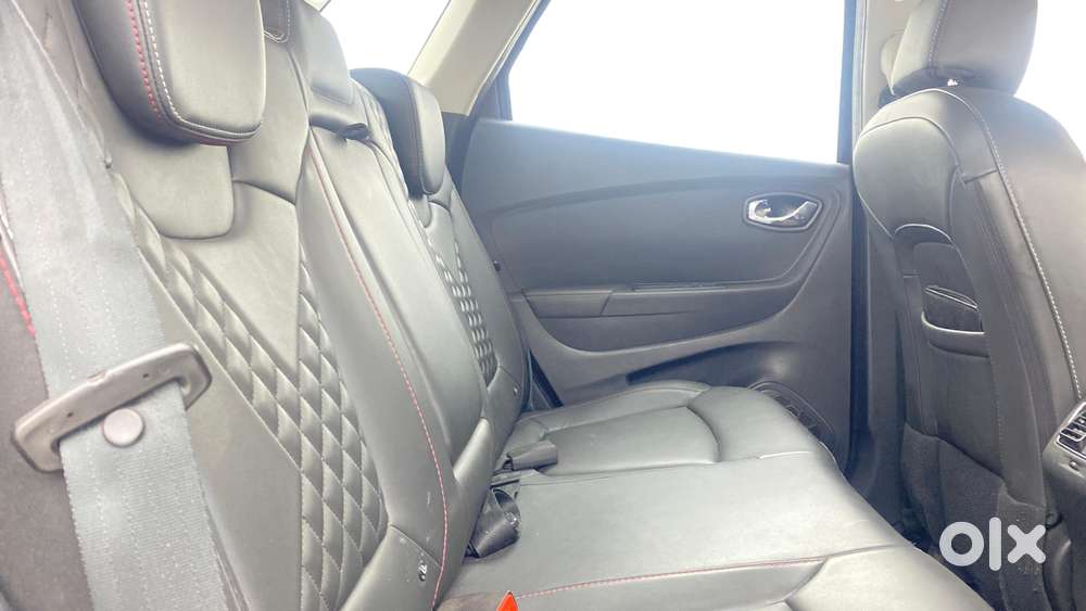 Renault Captur Platine Dual Tone Petrol, 2019, Petrol